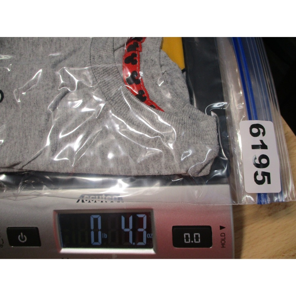 Disney Minnie Mouse Graphic T-Shirt Gray Heather Short Sleeve Crew Neck‎ Womens - Picture 8 of 8